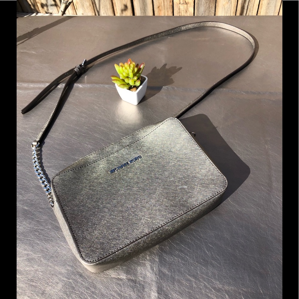 Michael Kors crossbody chain strap silver